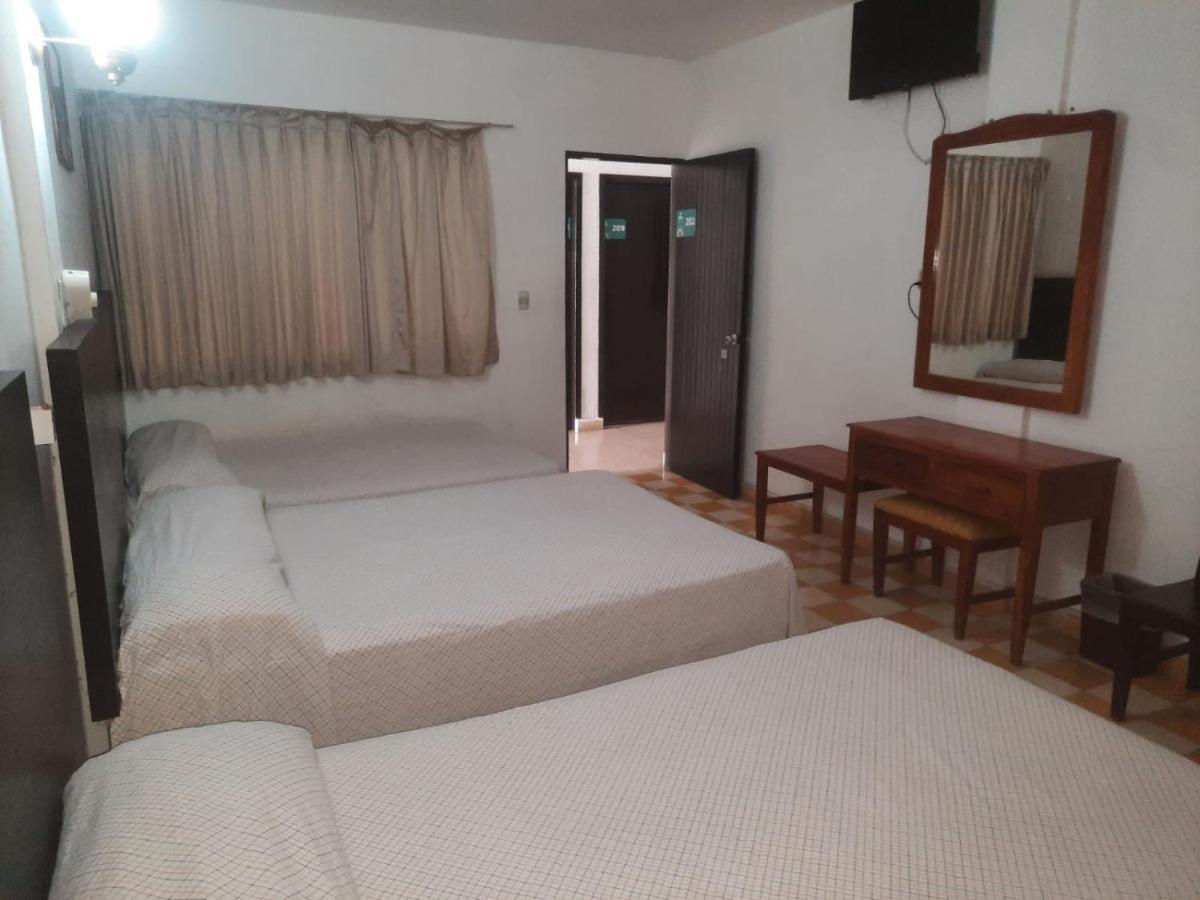Hotel Acuario Catemaco Esterno foto